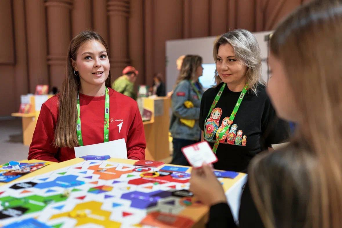 Делегация Саратовской области оценила будущее российской игрушки